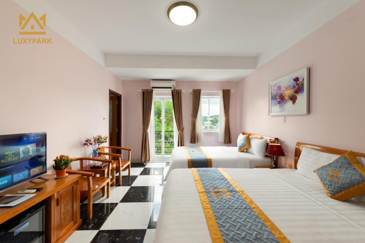Luxy Park Hotel - Phu Quoc Centre Exterior photo